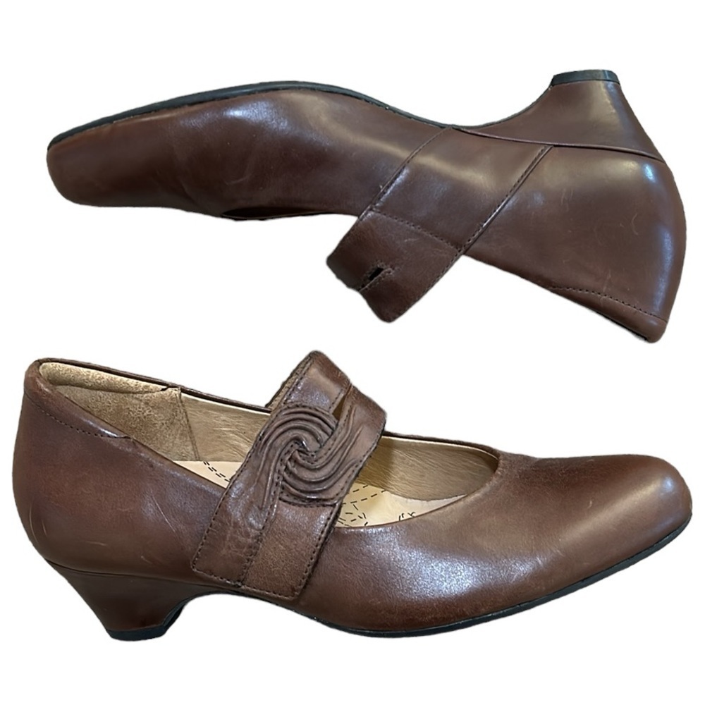 Kumfs Ziera Chocolate Brown Vail Mary Jane Heels, size EU 36, US 5.5 M